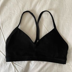 Fleo Black Reinette Sports Bra